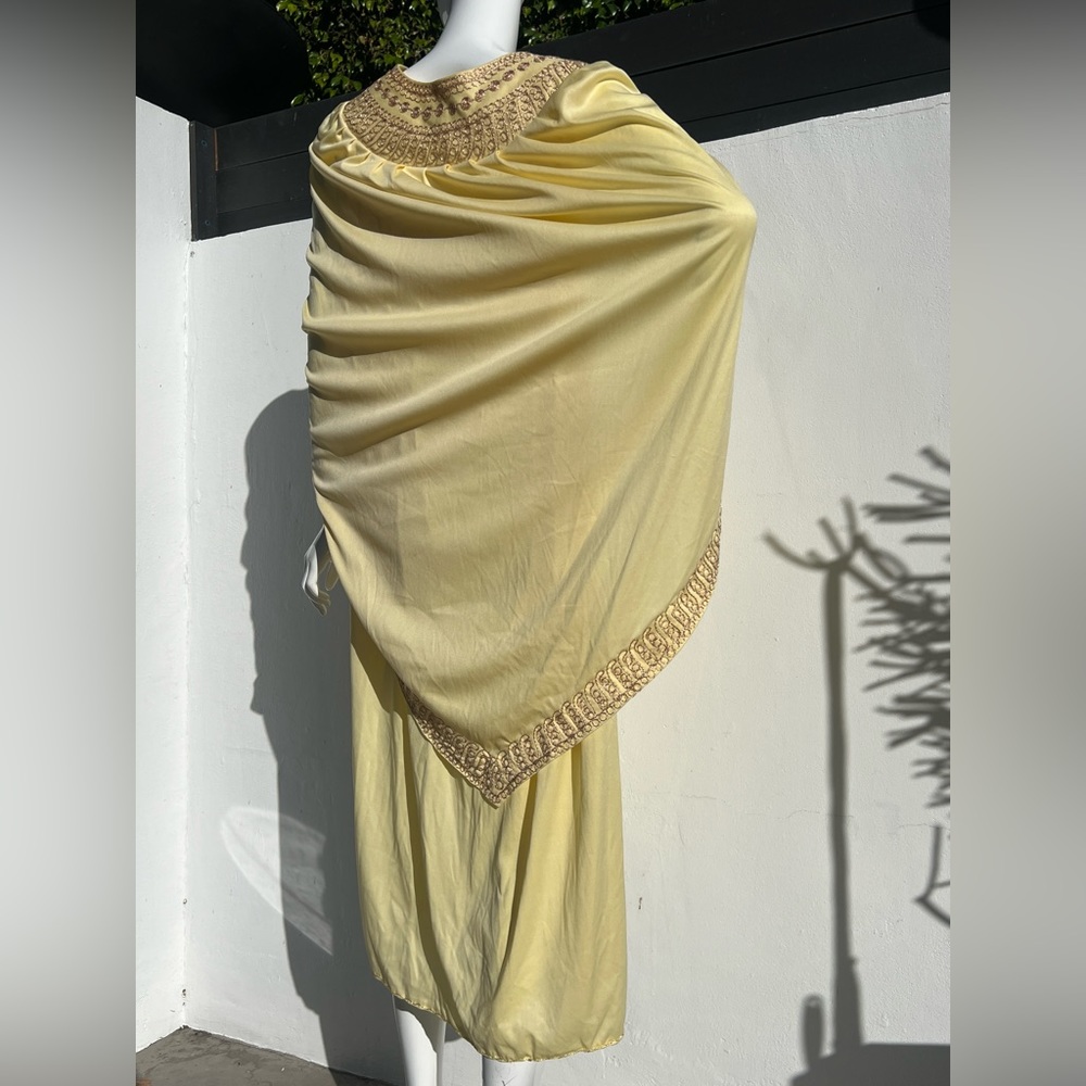 VTG Cocoon Cape Canary Yellow Gown - Picture 2 of 14